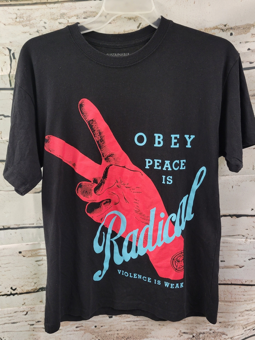 OBEY Radical Peace T Shirt M Graphic Streetwear Skate Violence Is Weak